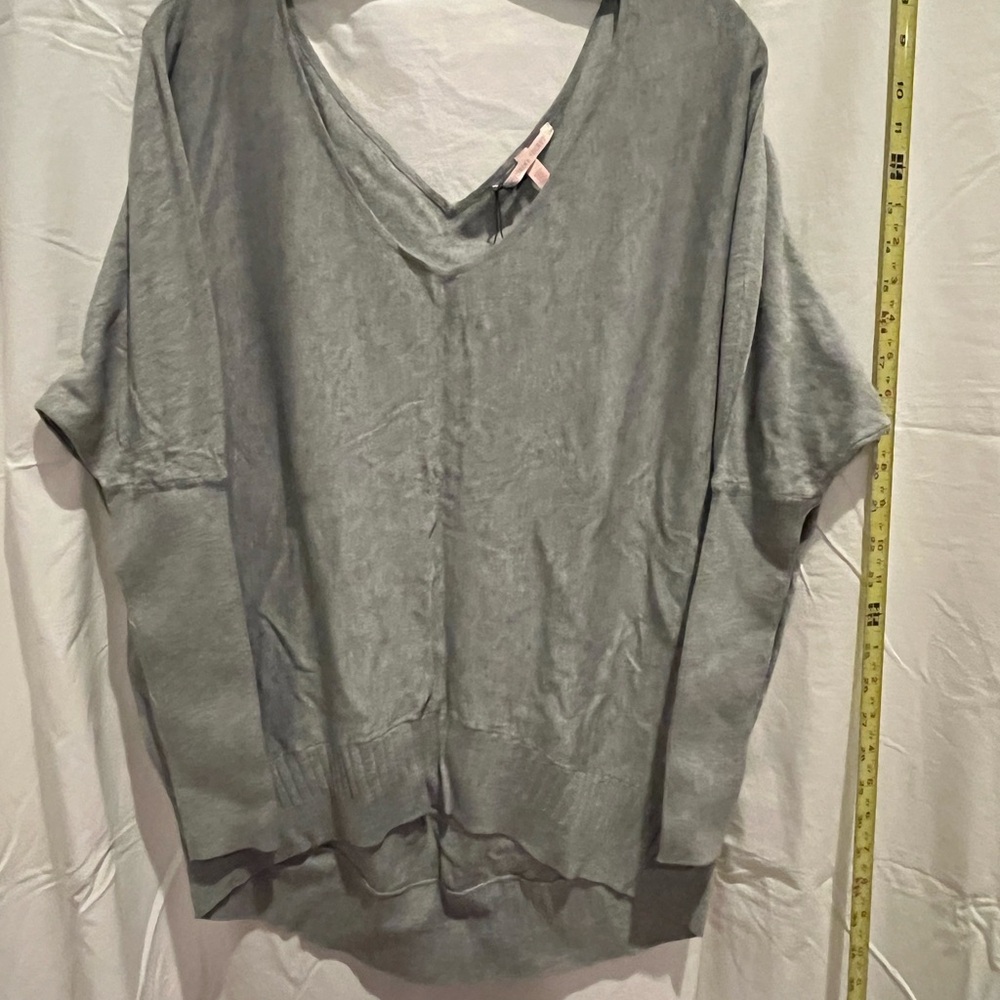 Victoria's Secret Gray Knit Top